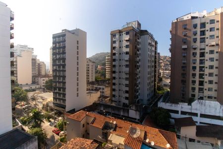 Apartamento à venda com 74m², 2 quartos e 1 vaga Apartamento à venda com 74m², 2 quartos e 1 vagaVista da Sala