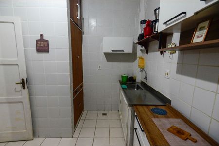 Apartamento à venda com 90m², 2 quartos e sem vagaCozinha