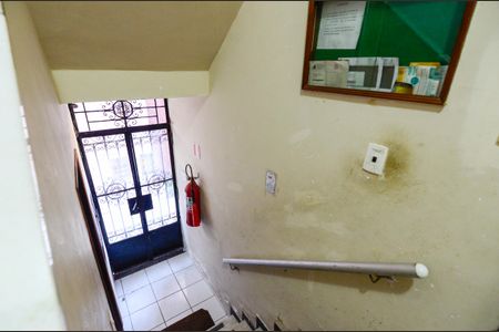 Apartamento à venda com 90m², 2 quartos e sem vagaHall social