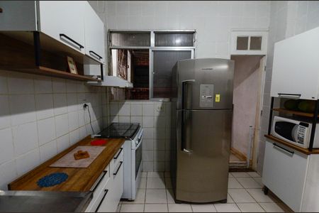 Apartamento à venda com 90m², 2 quartos e sem vagaCozinha