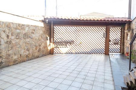 Casa à venda com 175m², 4 quartos e 4 vagas Casa à venda com 175m², 4 quartos e 4 vagasÁrea Externa