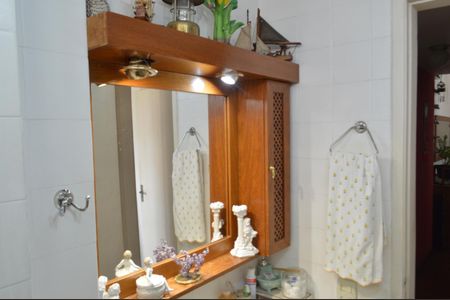 Apartamento à venda com 68m², 2 quartos e 1 vagaBanheiro Social