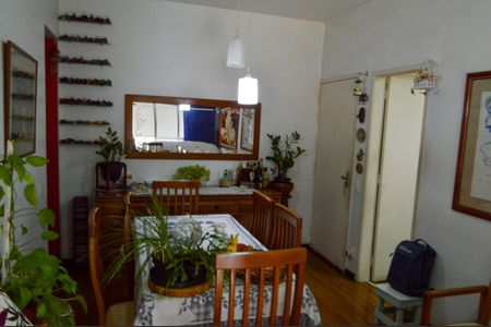 Apartamento à venda com 68m², 2 quartos e 1 vagaSala