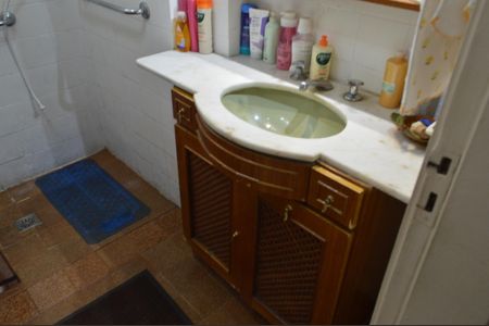 Apartamento à venda com 68m², 2 quartos e 1 vagaBanheiro Social