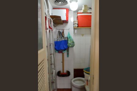 Apartamento à venda com 68m², 2 quartos e 1 vagaBanheiro de Serviço