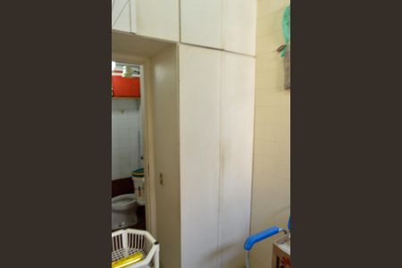 Apartamento à venda com 68m², 2 quartos e 1 vagaÁrea de Serviço