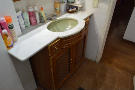 Apartamento à venda com 68m², 2 quartos e 1 vagaBanheiro Social