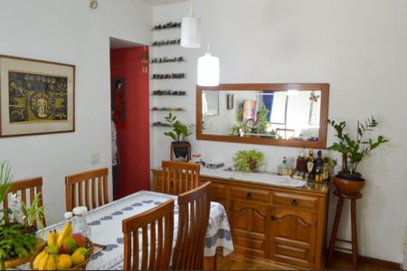 Apartamento à venda com 68m², 2 quartos e 1 vagaSala