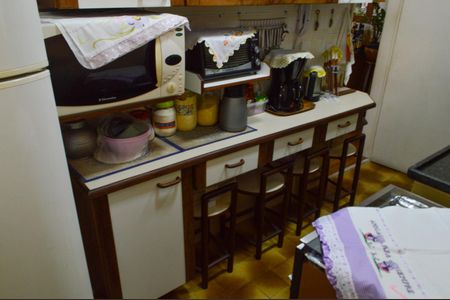 Apartamento à venda com 68m², 2 quartos e 1 vagaCozinha