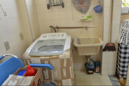 Apartamento à venda com 68m², 2 quartos e 1 vagaÁrea de Serviço