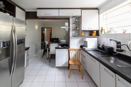 Casa à venda com 137m², 3 quartos e 2 vagasCozinha