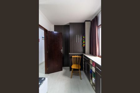 Casa à venda com 137m², 3 quartos e 2 vagasQuarto 