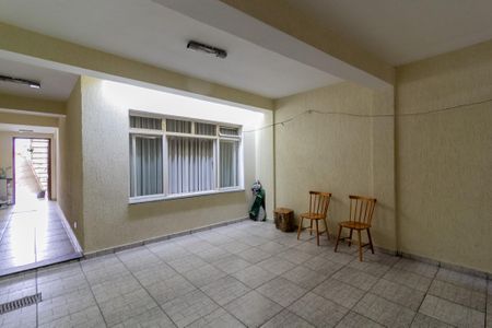 Casa à venda com 137m², 3 quartos e 2 vagasGaragem