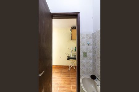 Casa à venda com 137m², 3 quartos e 2 vagasBanheiro de Serviço