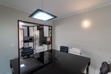 Sala de Jantar de casa à venda com 3 quartos, 137m² em Vila do Castelo, São Paulo