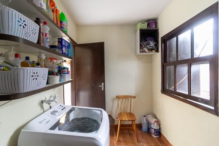 Casa à venda com 137m², 3 quartos e 2 vagasQuarto de Serviço