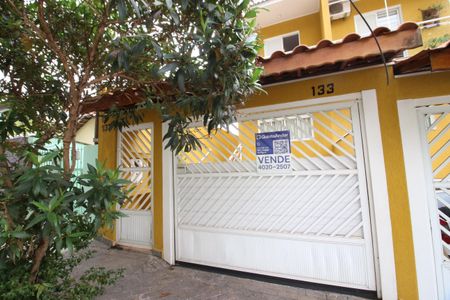 Casa à venda com 199m², 3 quartos e 6 vagasFachada