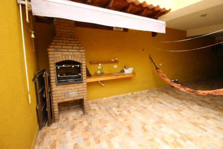 Casa à venda com 199m², 3 quartos e 6 vagasChurrasqueira