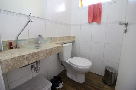 Casa à venda com 199m², 3 quartos e 6 vagasLavabo