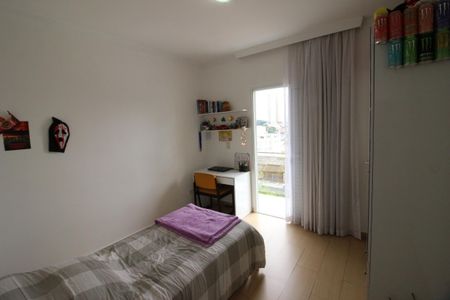 Casa à venda com 199m², 3 quartos e 6 vagasQuarto 2