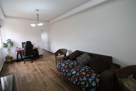 Casa à venda com 199m², 3 quartos e 6 vagasSala