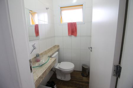 Casa à venda com 199m², 3 quartos e 6 vagasLavabo