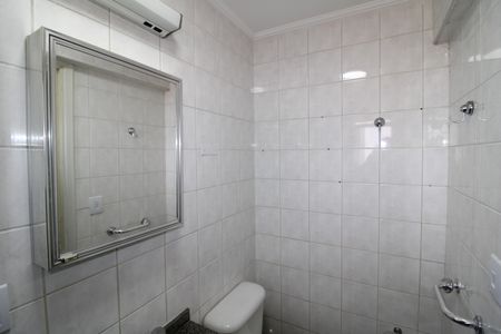 Apartamento à venda com 67m², 3 quartos e 2 vagasQuarto 2 - Banheiro