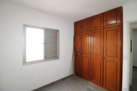 Apartamento à venda com 67m², 3 quartos e 2 vagasQuarto 3