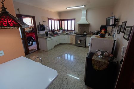 Casa de condomínio à venda com 283m², 3 quartos e 10 vagasCozinha