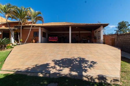 Casa de condomínio à venda com 283m², 3 quartos e 10 vagasÁrea Externa