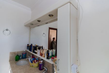 Casa de condomínio à venda com 283m², 3 quartos e 10 vagasBanheiro da Suíte 3