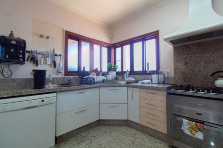 Casa de condomínio à venda com 283m², 3 quartos e 10 vagasCozinha