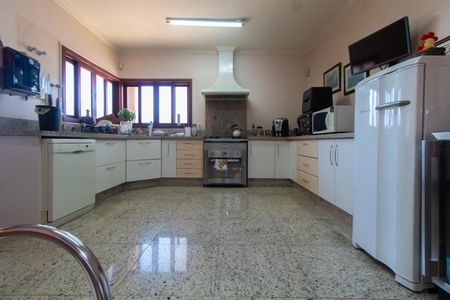 Casa de condomínio à venda com 283m², 3 quartos e 10 vagasCozinha