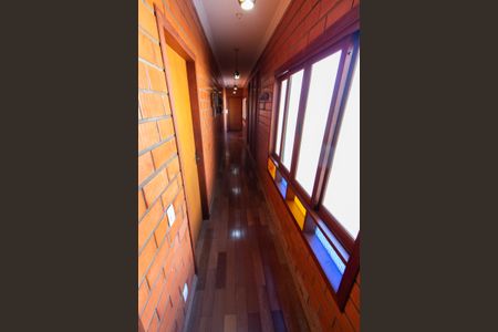 Casa de condomínio à venda com 283m², 3 quartos e 10 vagasCorredor