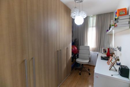 Apartamento à venda com 87m², 3 quartos e 1 vaga Apartamento à venda com 87m², 3 quartos e 1 vagaQuarto 1