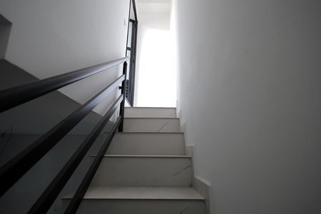 Apartamento à venda com 90m², 2 quartos e 1 vaga Apartamento à venda com 90m², 2 quartos e 1 vagaEscada Cobertura