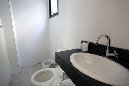 Apartamento à venda com 90m², 2 quartos e 1 vaga Apartamento à venda com 90m², 2 quartos e 1 vagaBanheiro