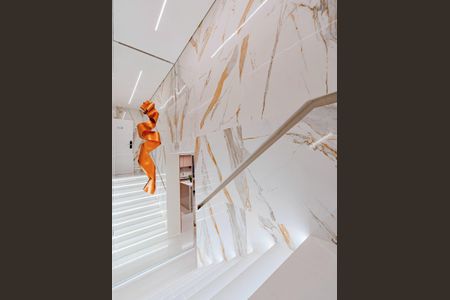 Apartamento à venda com 172m², 2 quartos e 3 vagasEscada