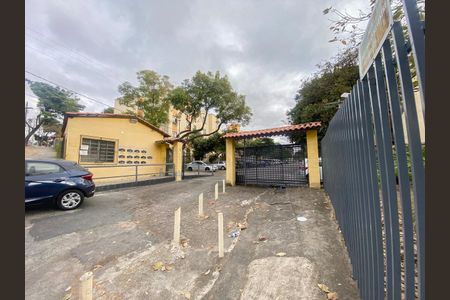 Apartamento para alugar com 70m², 3 quartos e 1 vaga Apartamento para alugar com 70m², 3 quartos e 1 vagaFachada