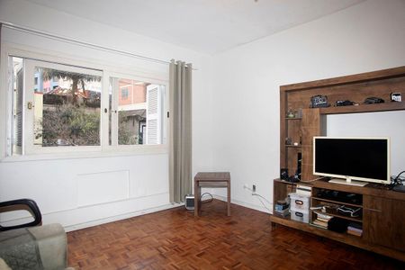 Casa à venda com 248m², 3 quartos e 2 vagasQuarto 2 Suíte