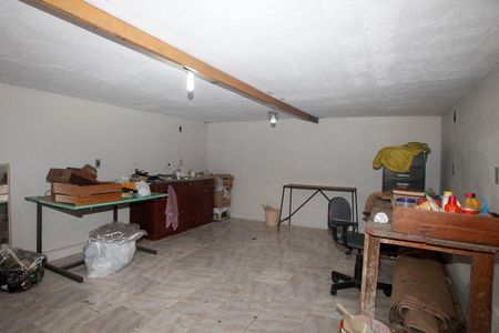 Casa à venda com 248m², 3 quartos e 2 vagasDepósito