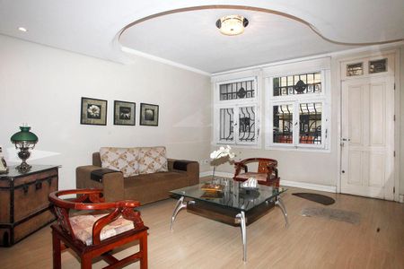 Casa à venda com 248m², 3 quartos e 2 vagasSala 1 Estar