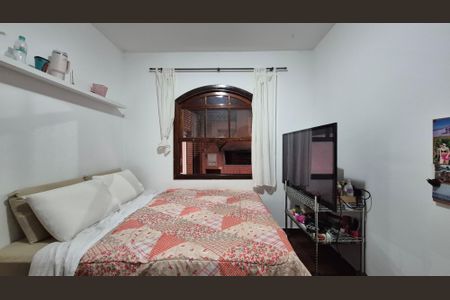 Casa à venda com 300m², 3 quartos e 6 vagas Casa à venda com 300m², 3 quartos e 6 vagasQuarto 2