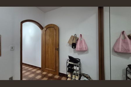 Casa à venda com 300m², 3 quartos e 6 vagas Casa à venda com 300m², 3 quartos e 6 vagasQuarto 2