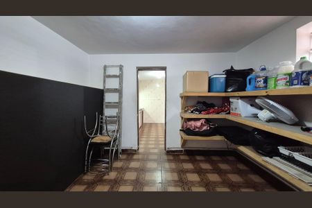 Casa à venda com 300m², 3 quartos e 6 vagas Casa à venda com 300m², 3 quartos e 6 vagasQuarto de serviço