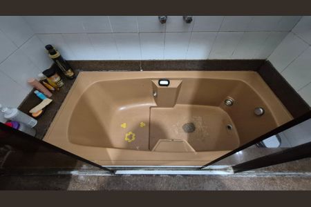 Casa à venda com 300m², 3 quartos e 6 vagas Casa à venda com 300m², 3 quartos e 6 vagasBanheiro