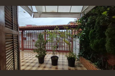 Casa à venda com 300m², 3 quartos e 6 vagas Casa à venda com 300m², 3 quartos e 6 vagasVista