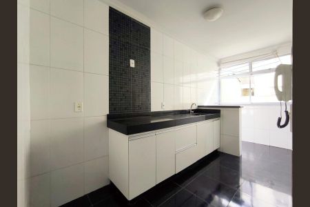 Apartamento à venda com 68m², 3 quartos e 2 vagas Apartamento à venda com 68m², 3 quartos e 2 vagasCozinha