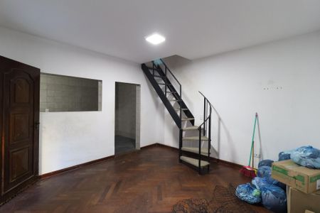 Casa à venda com 245m², 7 quartos e 1 vagaCasa 1 - Sala