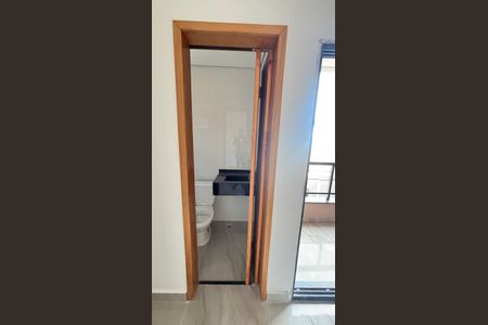 Casa à venda com 70m², 2 quartos e 2 vagasSuite 2